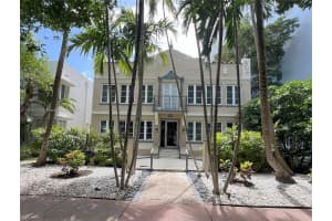 1018 Meridian Ave APT 2, Miami Beach, FL 33139, Sold 02/03/25