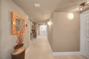 936 Intracoastal Dr APT 17B, Fort Lauderdale, FL 33304, Sold 03/18/25