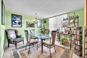 3800 N Hills Dr APT 316, Hollywood, FL 33021, Sold 09/27/24