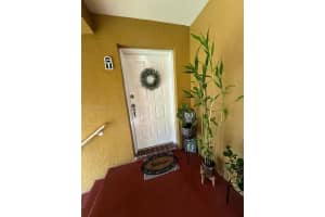 15550 SW 80th St, Miami, FL 33193, Sold 09/18/24