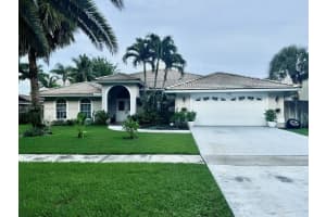 138 Park Rd N, Royal Palm Beach, FL 33411, Sold 12/20/24