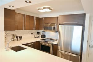 401 Ocean Dr, Miami Beach, FL 33139, Sold 09/19/24