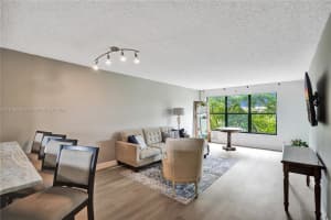 2304 S Cypress Bend Dr APT 514, Pompano Beach, FL 33069, Sold 10/31/24