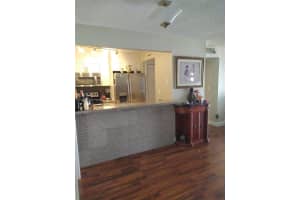 8893 Fontainebleau Blvd APT 404, Miami, FL 33172, Sold 12/26/24