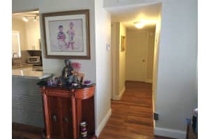 8893 Fontainebleau Blvd APT 404, Miami, FL 33172, Sold 12/26/24