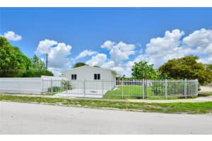 18740 NW 44th Ave, Miami Gardens, FL 33055, Sold 10/08/24