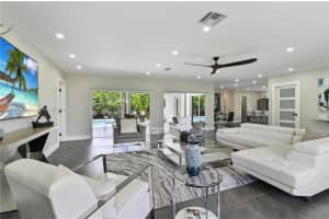 2941 NW 12th Ave, Wilton Manors, FL 33311, Sold 10/03/24