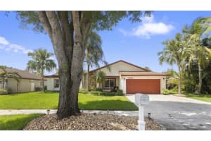 11562 SW 51st St, Cooper City, FL 33330, Sold 08/16/24