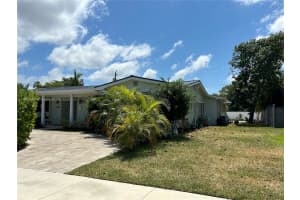 633 N Crescent Dr, Hollywood, FL 33021, - MLS#A11615857