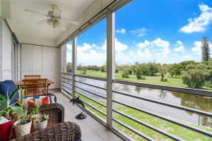 3601 Inverrary Dr APT 309, Lauderhill, FL 33319, Sold 10/09/24