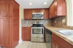 11331 SW 71st St, Miami, FL 33173, Sold 11/12/24
