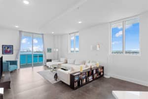 700 NE 25th St APT 2104, Miami, FL 33137, Sold 11/11/24