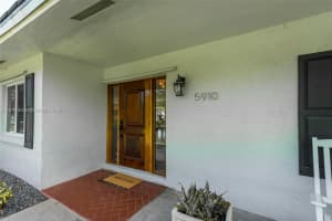 5910 SW 164th Terrace, Southwest Ranches, FL 33331, Sold 09/12/24