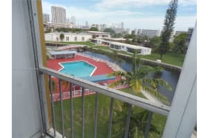 2859 Leonard Dr, Aventura, FL 33160, Sold 09/12/24