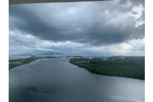 300 Bayview Dr PH-06, Sunny Isles Beach, FL 33160, Sold 12/03/24