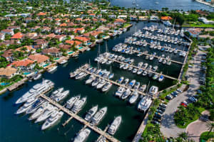 808 Spinnaker Dr E, Hollywood, FL 33019, Sold 01/22/25