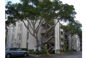 471 N Pine Island Rd APT D201, Plantation, FL 33324, Sold 04/29/25