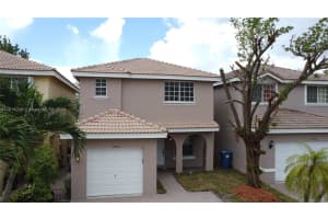 9440 NW 55th St, Sunrise, FL 33351, Sold 10/24/24