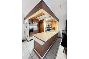 460 E 23rd St APT 403, Hialeah, FL 33013, Sold 10/21/24