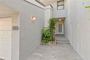 323 Poinciana Island Dr, Sunny Isles Beach, FL 33160, Sold 08/20/24