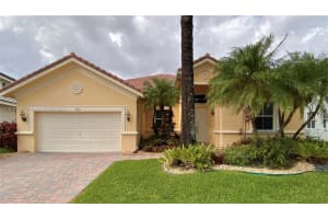 2252 Quail Roost Dr, Weston, FL 33327, Sold 01/30/25