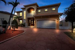 8946 NW 176th Ln, Hialeah, FL 33018, Sold 10/31/24