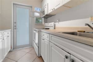 641 Española Wy, Miami Beach, FL 33139, Sold 10/03/24