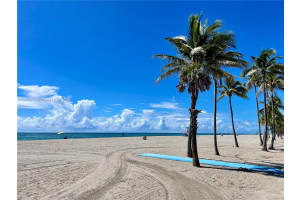 326 Harrison St, Hollywood, FL 33019, Sold 09/20/24