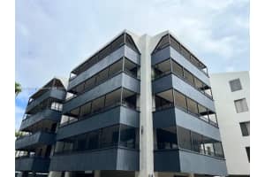 16220 NE 2nd Ave, Miami, FL 33162, Sold 10/18/24