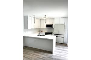 11860 SW 9th Manor, Davie, FL 33325, Sold 08/19/24