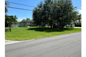 60 NE 148th St, Miami, FL 33161, Sold 12/19/24