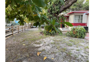 905 NE 129th St, North Miami, FL 33161, Sold 09/11/24