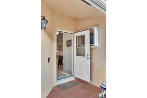 10061 NW 3rd Ct, Plantation, FL 33324, Sold 09/11/24