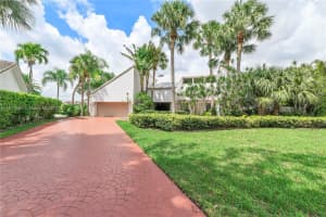 8640 Banyan Way, Tamarac, FL 33321, Sold 09/05/24