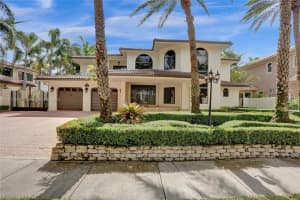 16795 NW 86th Ct, Hialeah, FL 33016, Sold 11/21/24