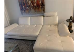 427 Golden Isles Dr 16b, Hallandale Beach