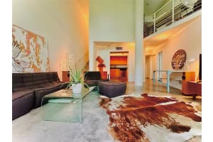 221 Jefferson Ave, Miami Beach, FL 33139, Sold 09/11/24