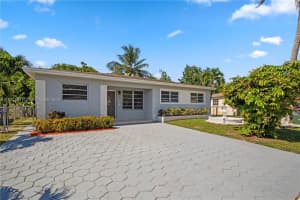 541 NE 174th St, North Miami Beach, FL 33162, Sold 11/21/24