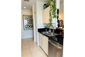21000 SW 87th Ave APT 308, Cutler Bay, FL 33189, Sold 09/18/24