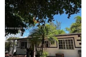 173 Sw 5th Ct, Deerfield Beach
