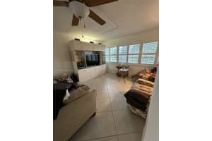 9310 Sunrise Lakes Blvd, Sunrise, FL 33322, Sold 09/13/24
