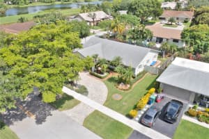 11977 SW 56th St, Cooper City, FL 33330, Sold 08/30/24