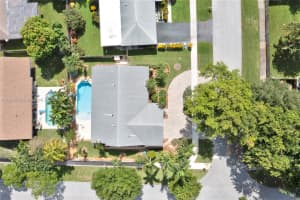 11977 SW 56th St, Cooper City, FL 33330, Sold 08/30/24