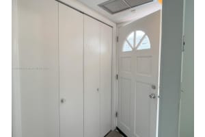 2905 Point E Dr APT L216, Aventura, FL 33160, Sold 12/30/24
