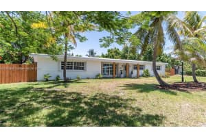 9381 SW 178th St, Palmetto Bay, FL 33157, Sold 10/17/24