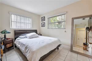6802 NW 58th Ct, Tamarac, FL 33321, Sold 02/26/25