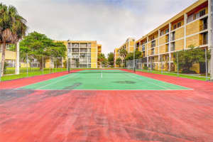 9250 Fontainebleau Blvd, Miami, FL 33172, Sold 08/09/24
