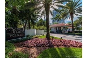 3600 Mystic Pointe Dr 1607, Aventura