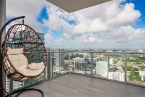 851 Ne 1st Ave 4406, Miami
