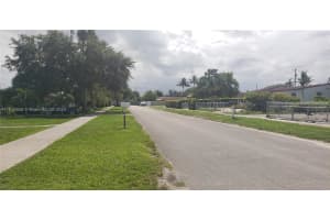 9770 SW 53rd St, Miami, FL 33165, Sold 11/01/24